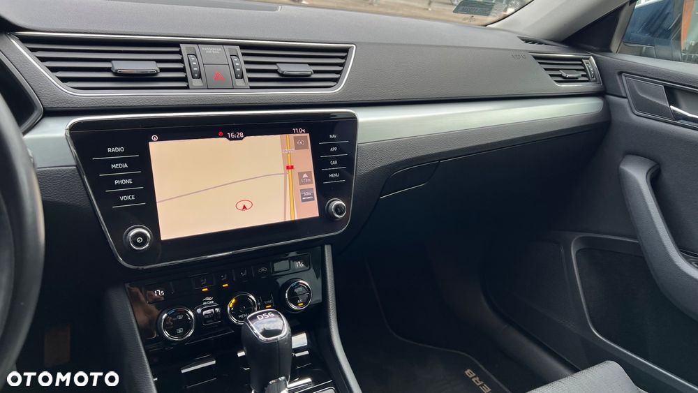 Skoda Superb 2.0 TDI Ambition DSG - 10