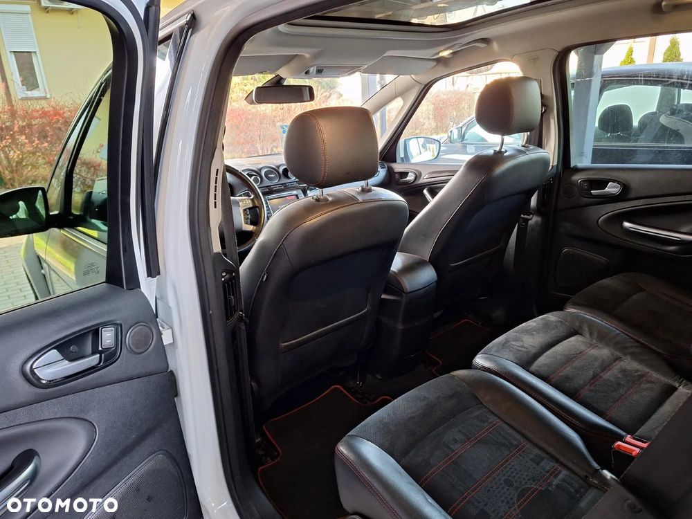 Ford S-Max 2.0 TDCi DPF Titanium - 28