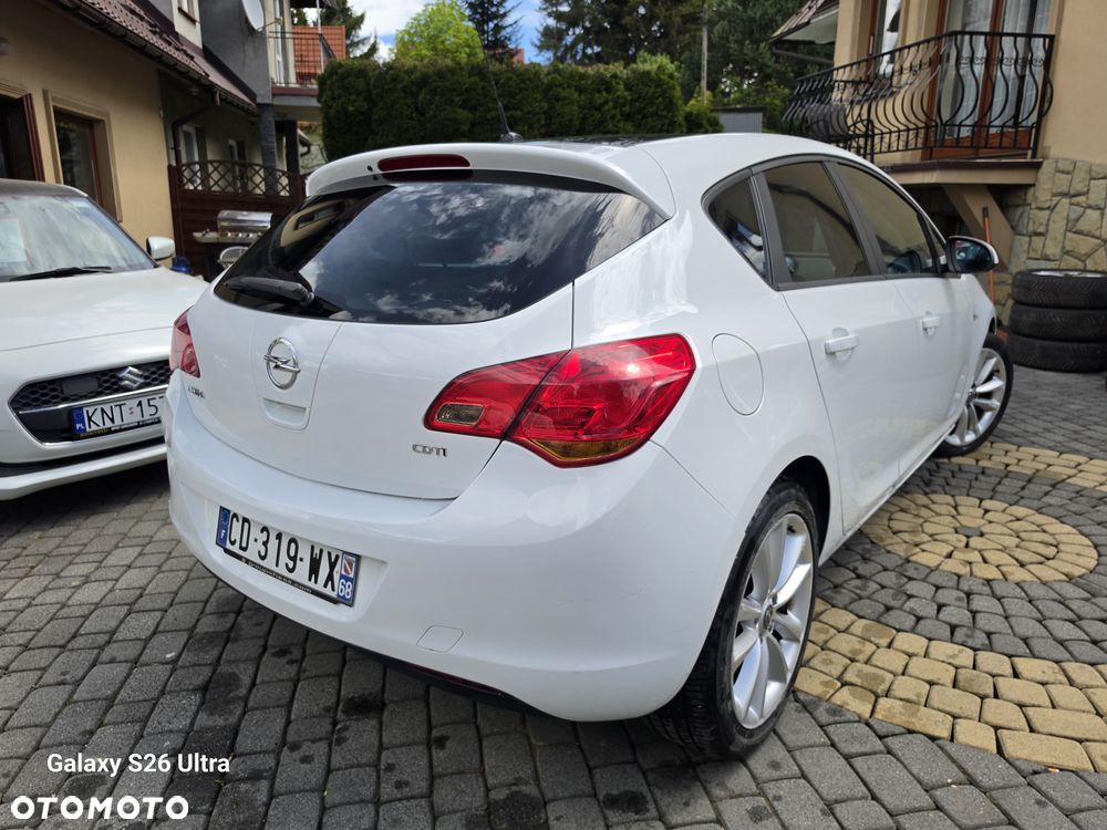 Opel Astra 1.7 CDTI Enjoy - 9