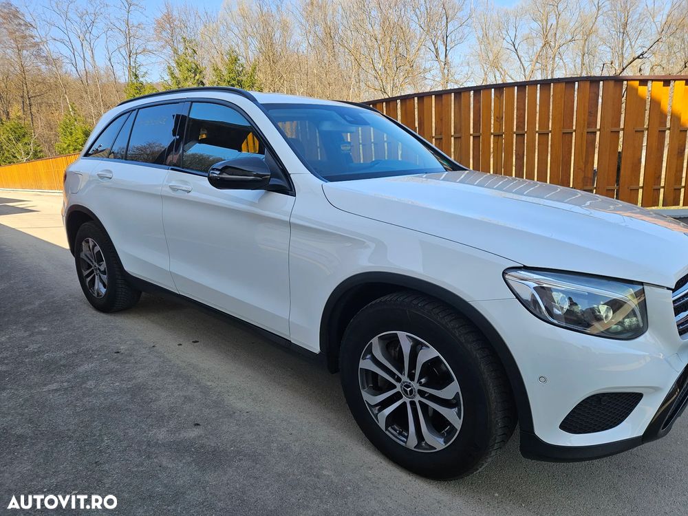 Mercedes-Benz GLC 250 d 4MATIC 9G-TRONIC AMG Line - 4