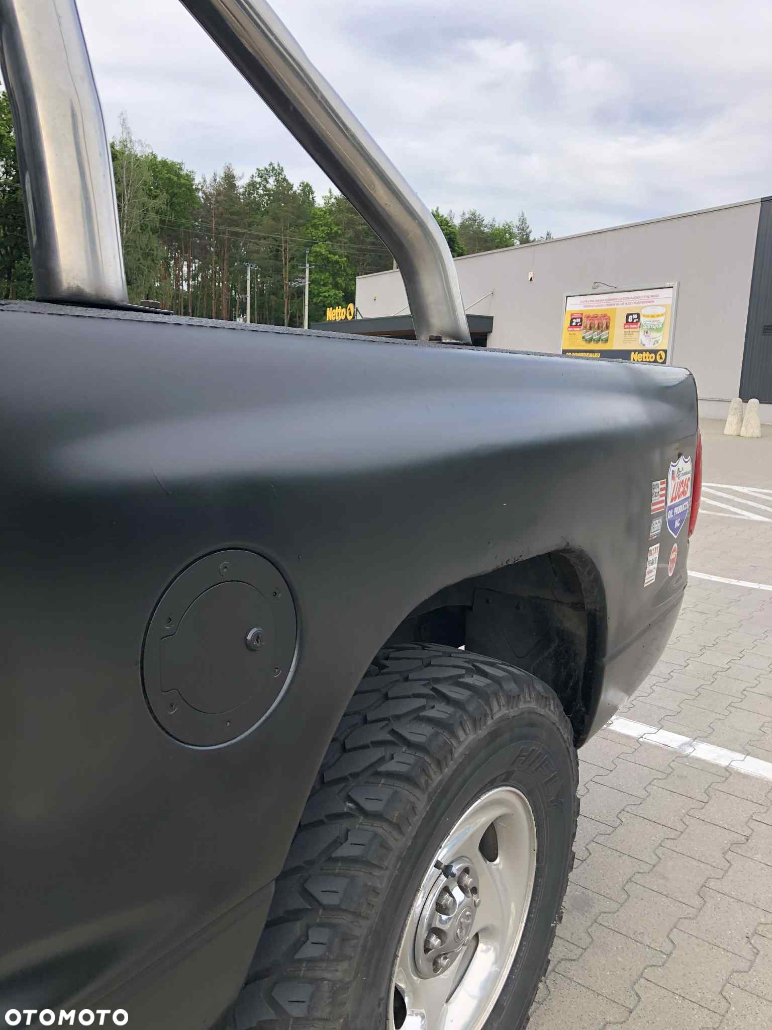 Dodge Dakota - 16