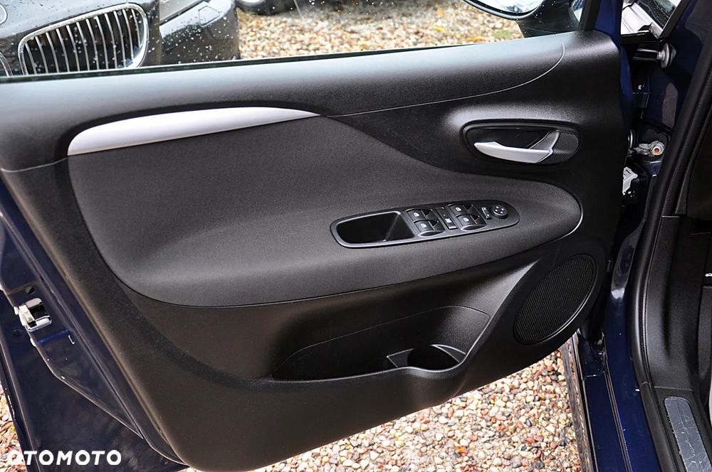 Fiat Punto 1.4 Multiair Lounge S&S - 19