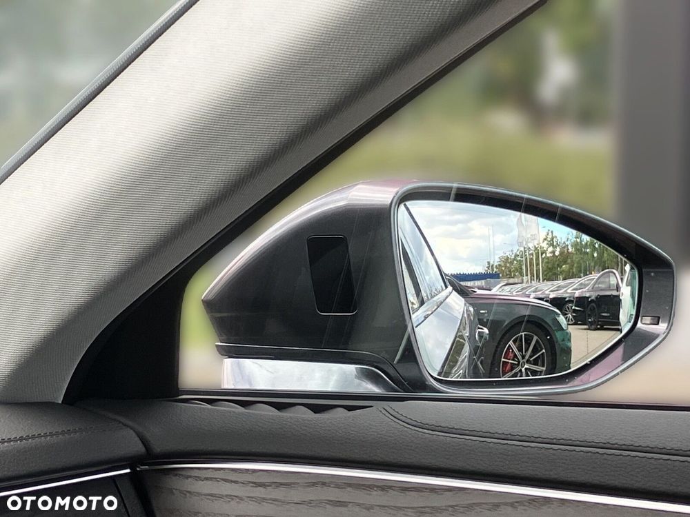 Audi A8 - 22