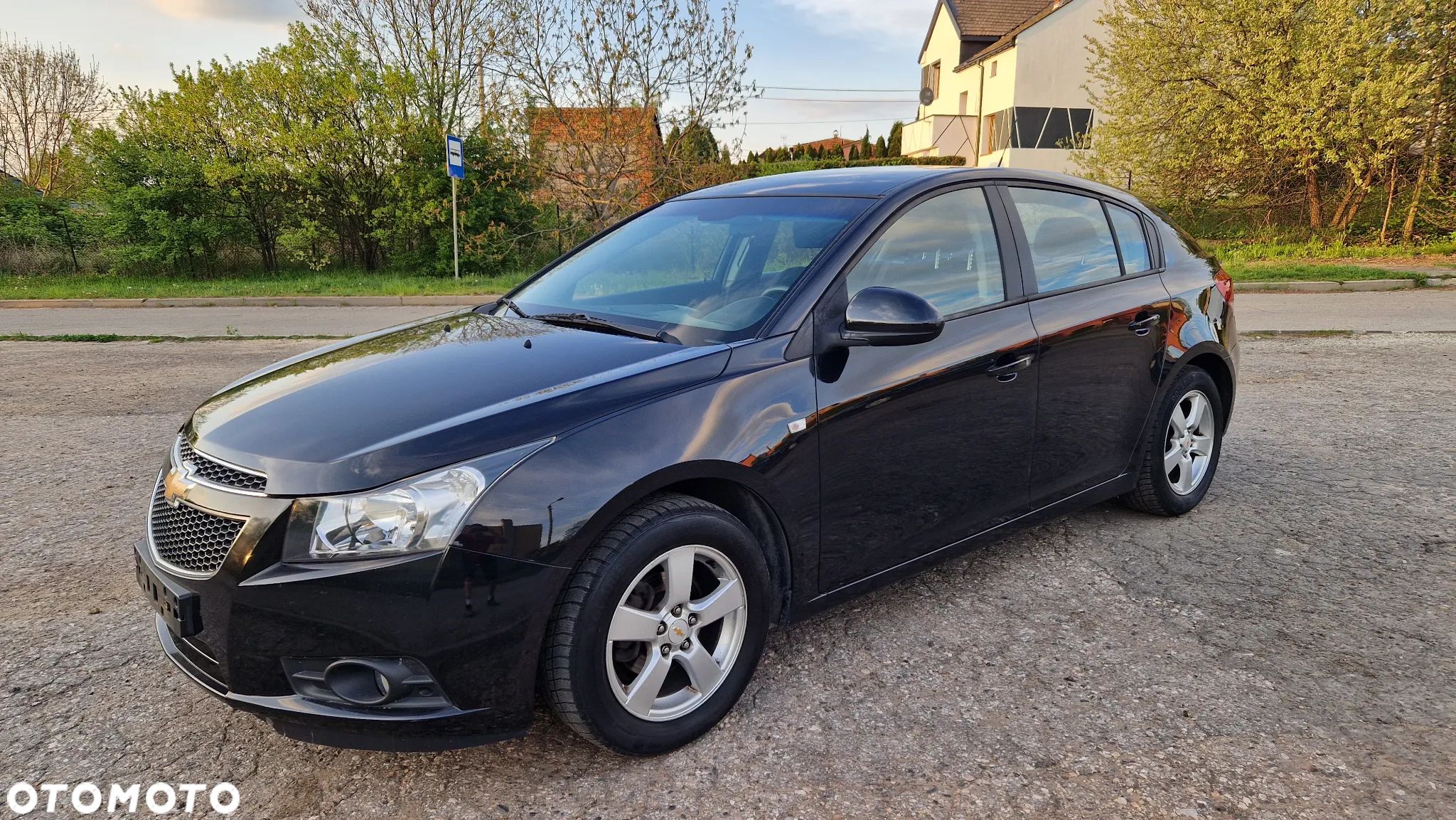 Chevrolet Cruze 1.6 LT - 1