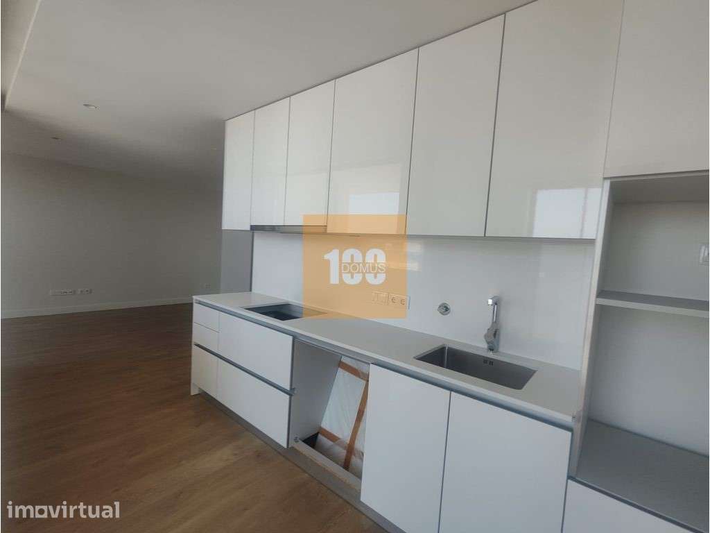 T2 com garagem em Espinho - Grande imagem: 5/37