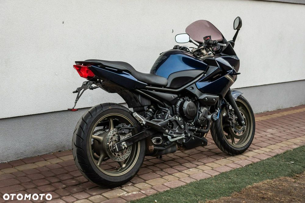 Yamaha XJ - 4