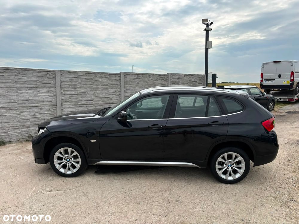 BMW X1 sDrive18d xLine - 21