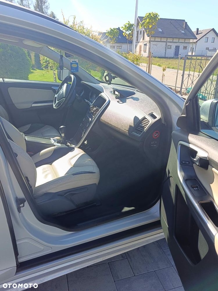 Volvo XC 60 - 11