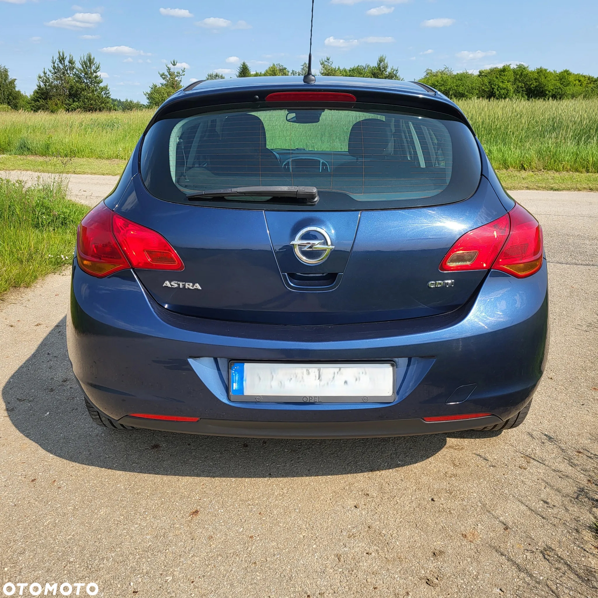 Opel Astra IV 1.7 CDTI Cosmo - 3