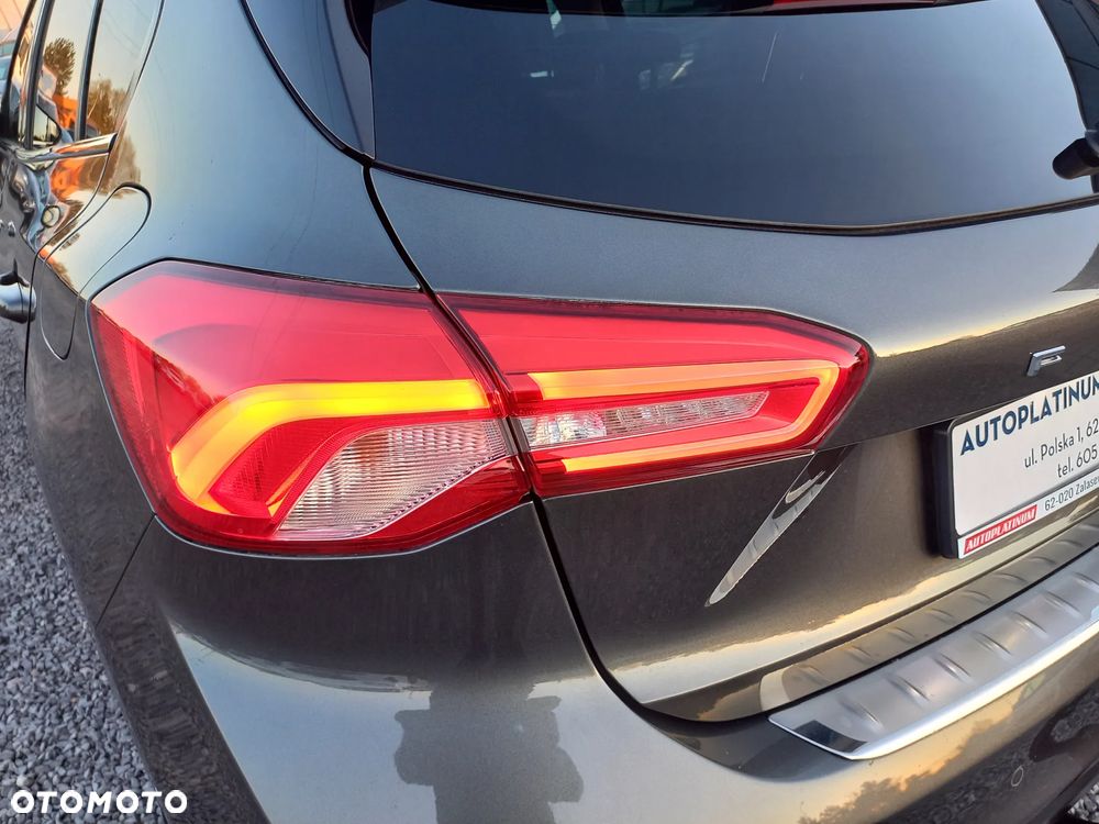 Ford Focus 1.5 EcoBlue STart-Stopp-System TITANIUM - 17