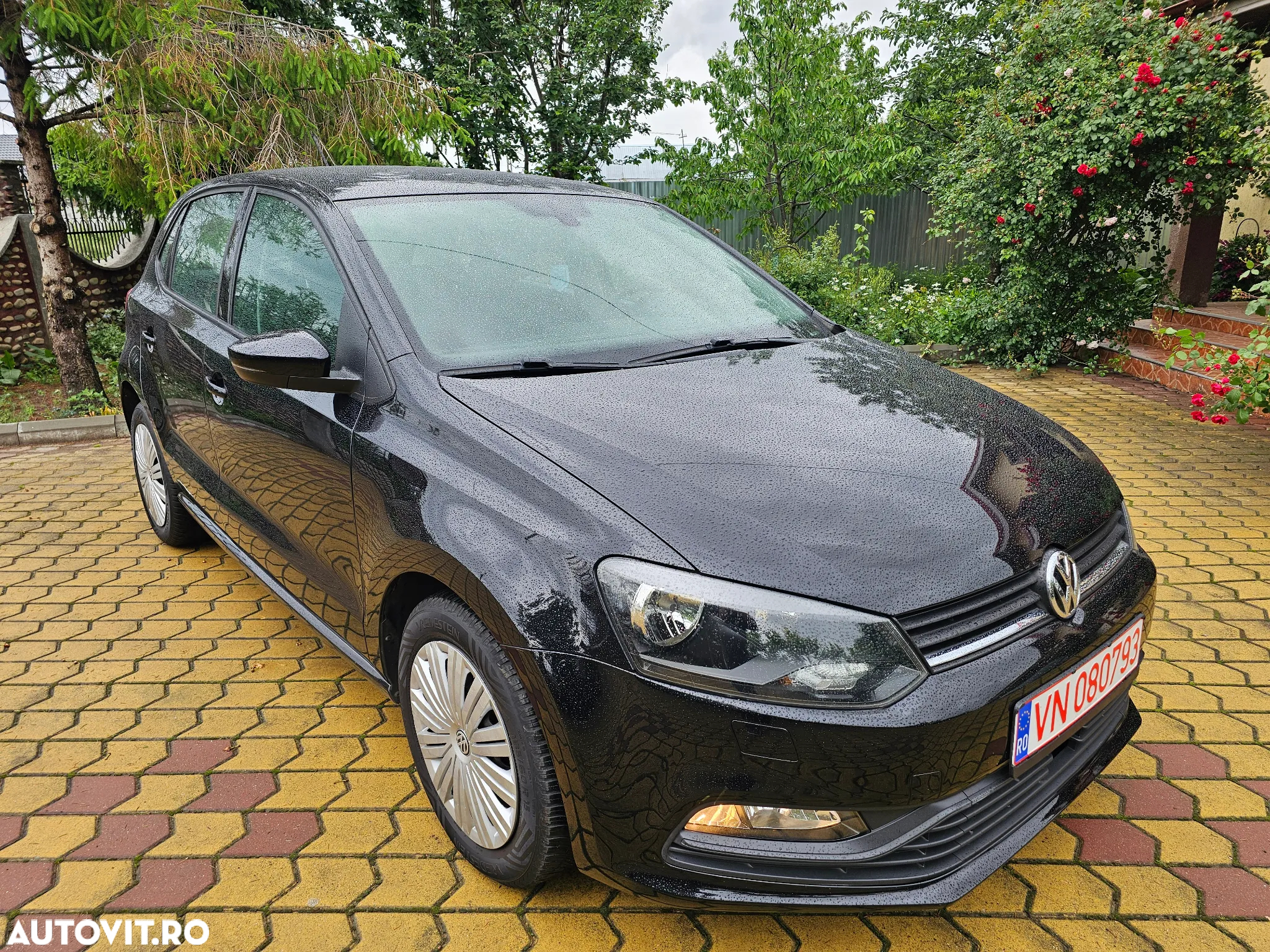Volkswagen Polo 1.4 TDI (Blue Motion Technology) Comfortline - 3