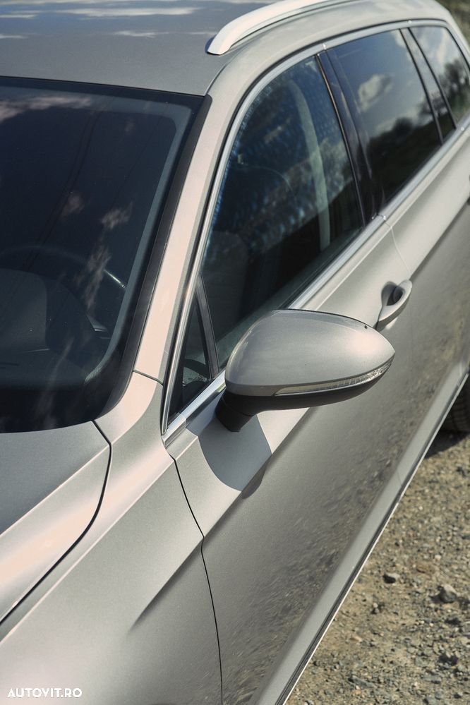 Volkswagen Passat 2.0 TDI SCR DSG Highline - 10