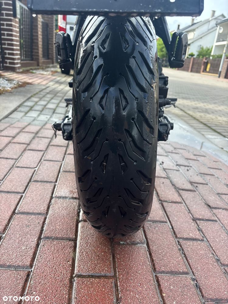Kawasaki Z 650 - 10