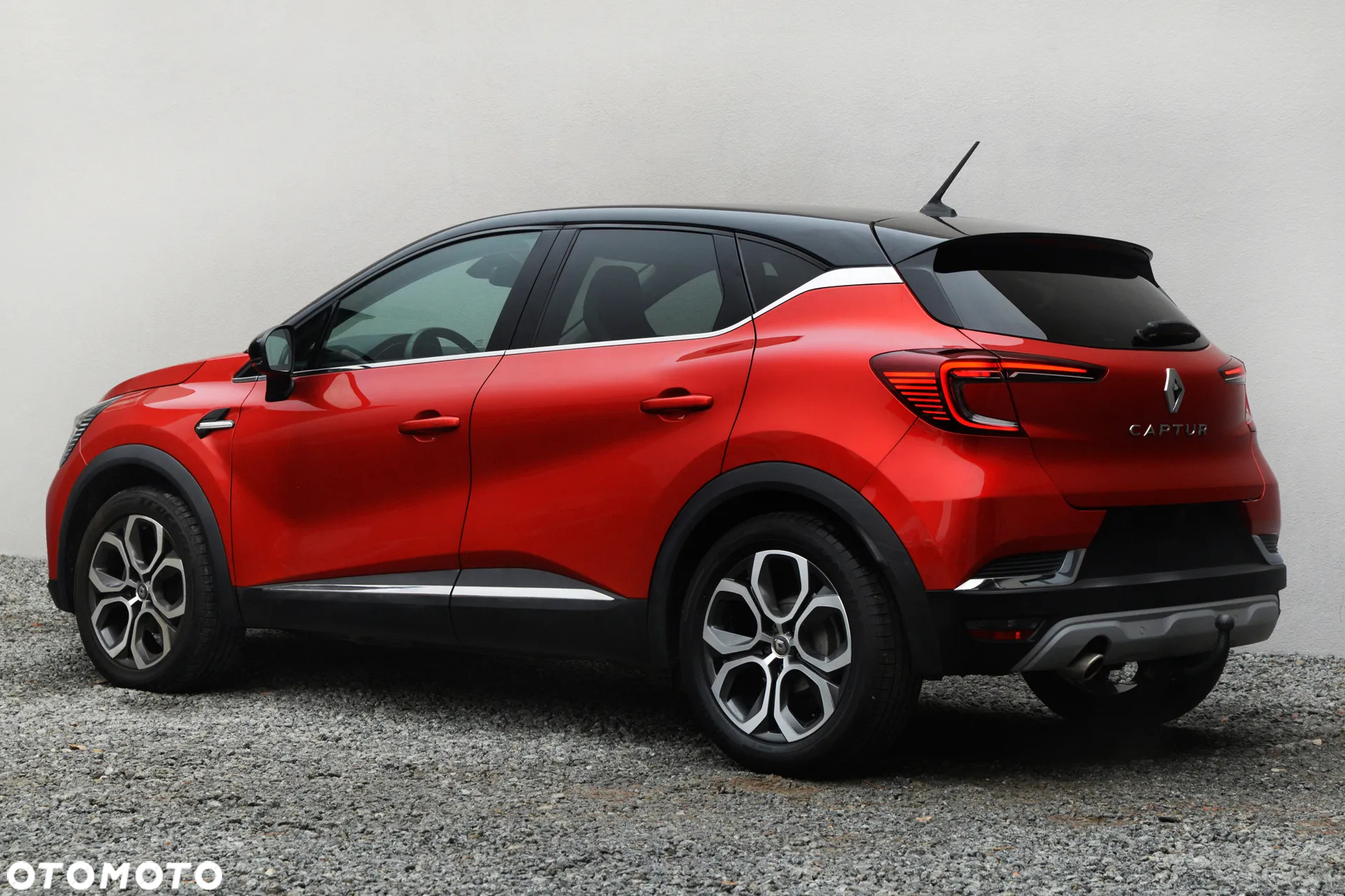 Renault Captur 1.3 TCe Intens EDC - 4