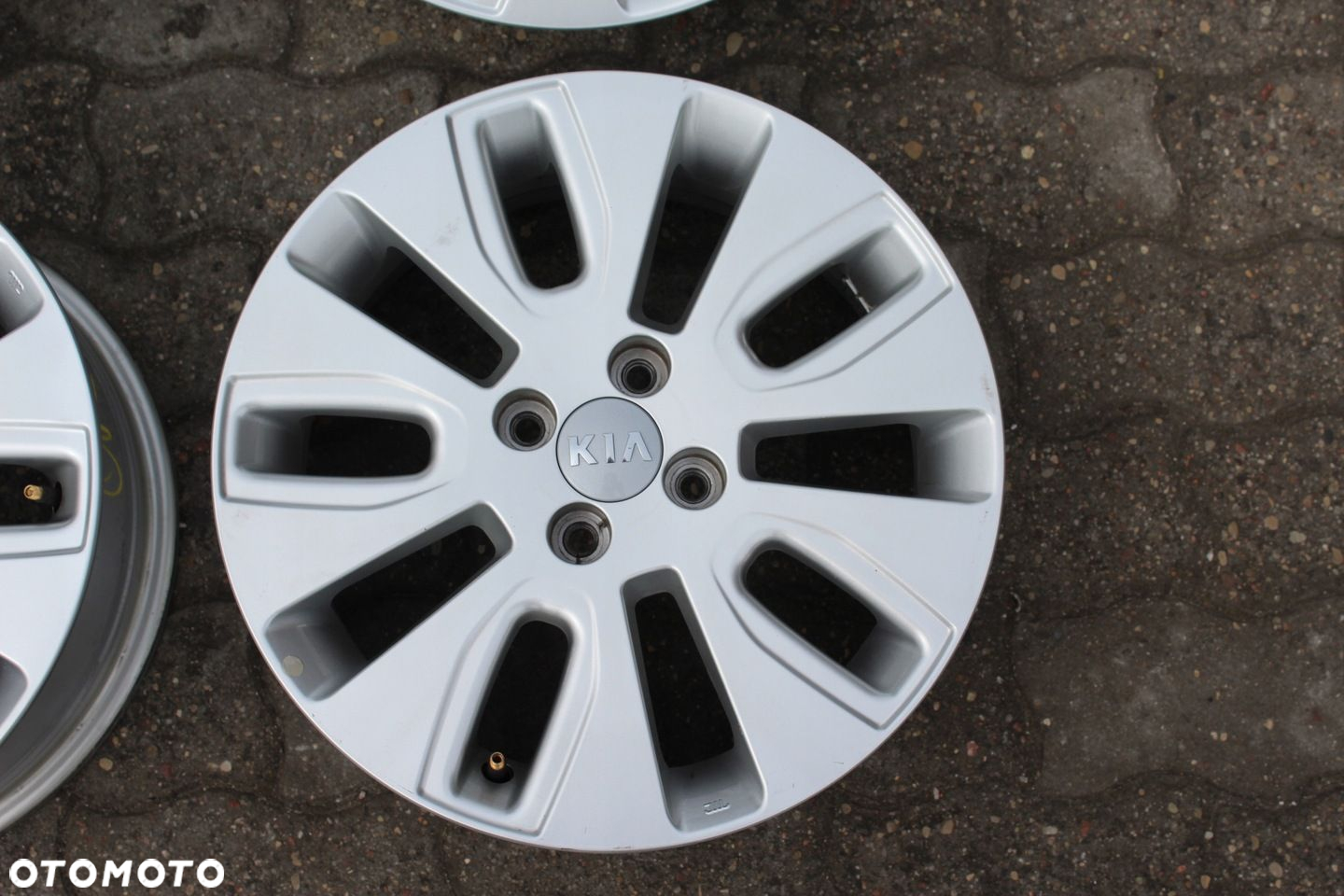 ORYG KIA RIO III 16cali 4x100 ET43 6J PICANTO - 4