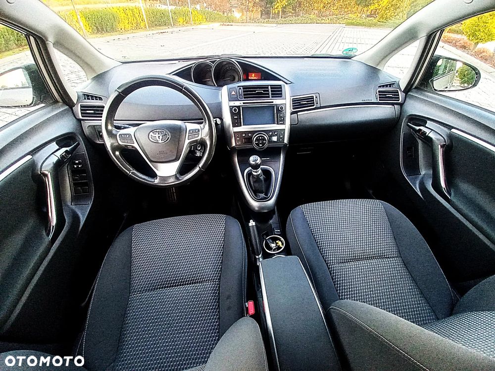 Toyota Verso 2013 photo 5
