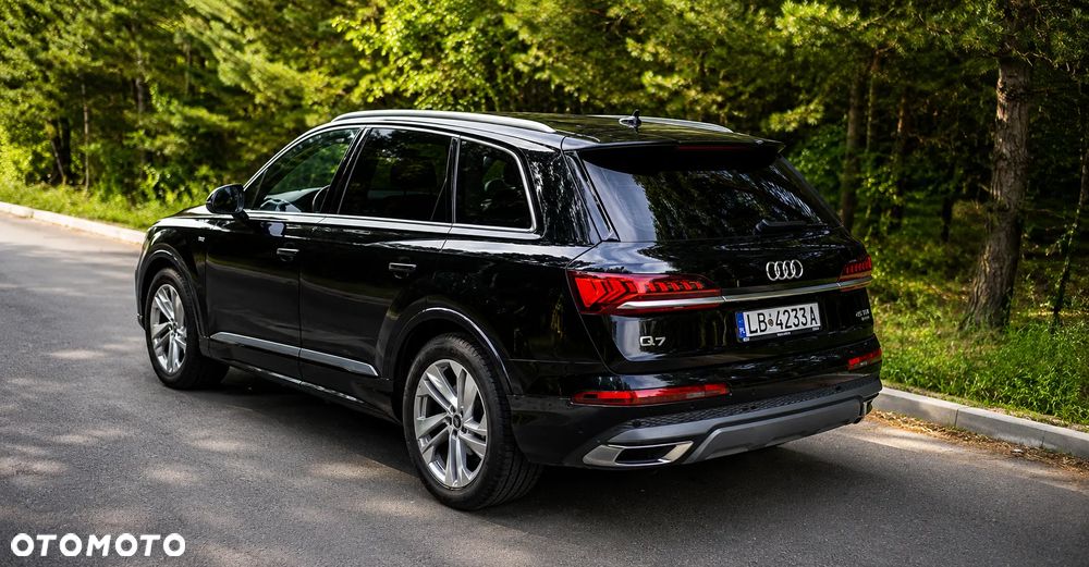 Audi Q7 - 10