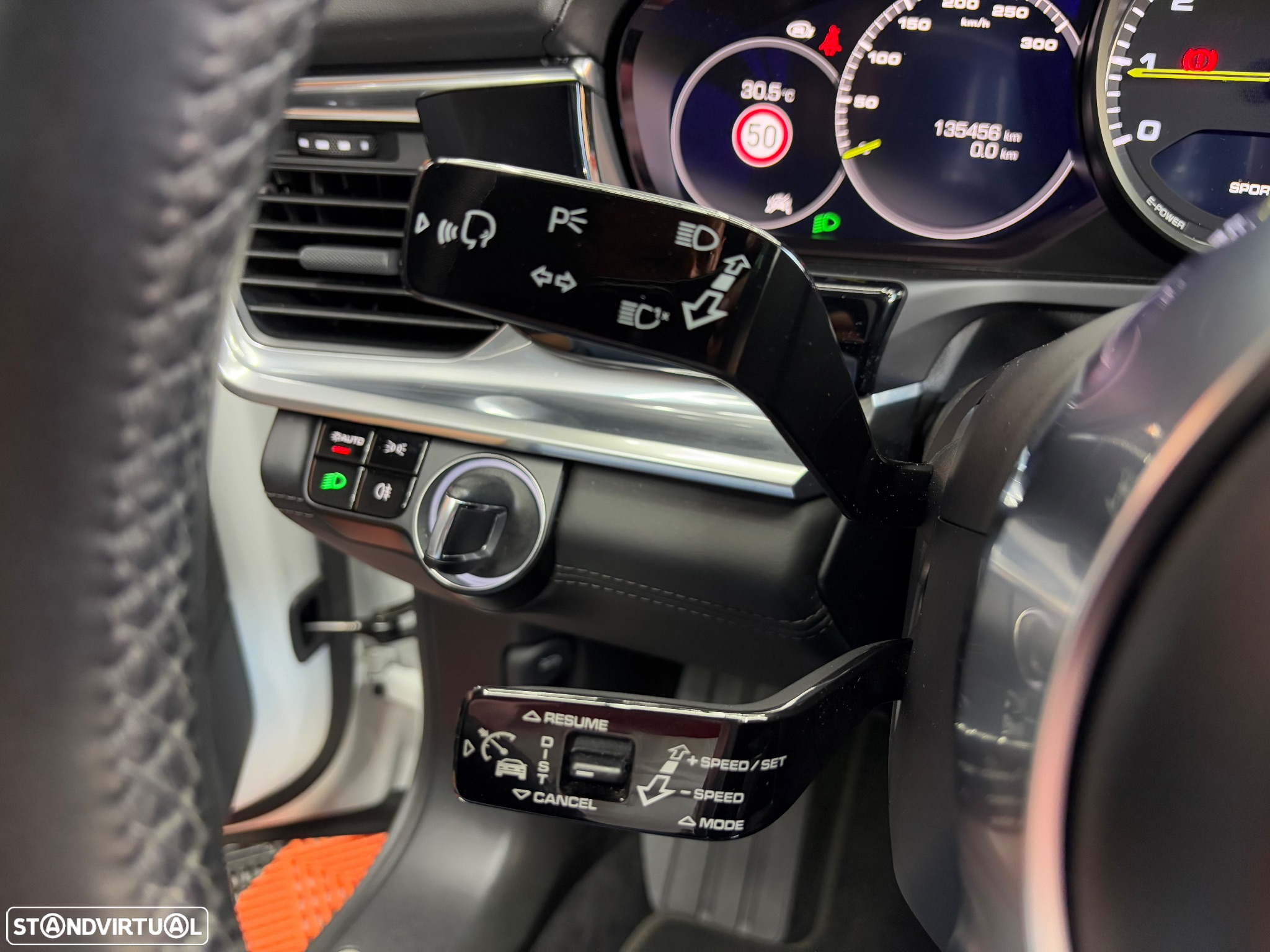 Porsche Panamera 4 E-Hybrid - 48