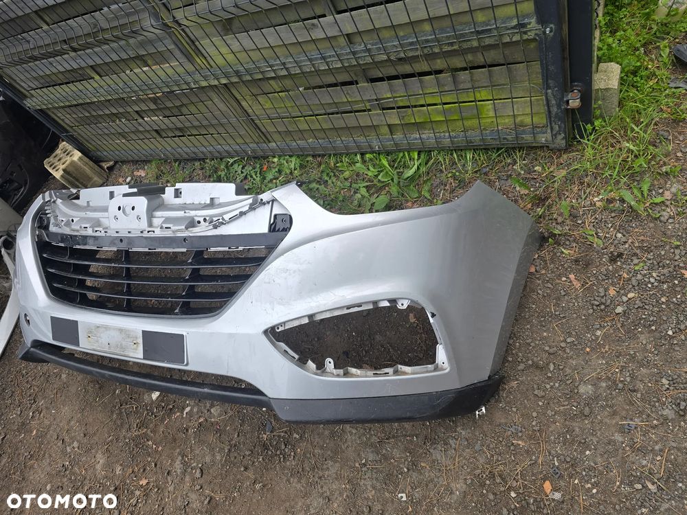 Hyundai ix35 zderzak przód oryginał ładny - 3