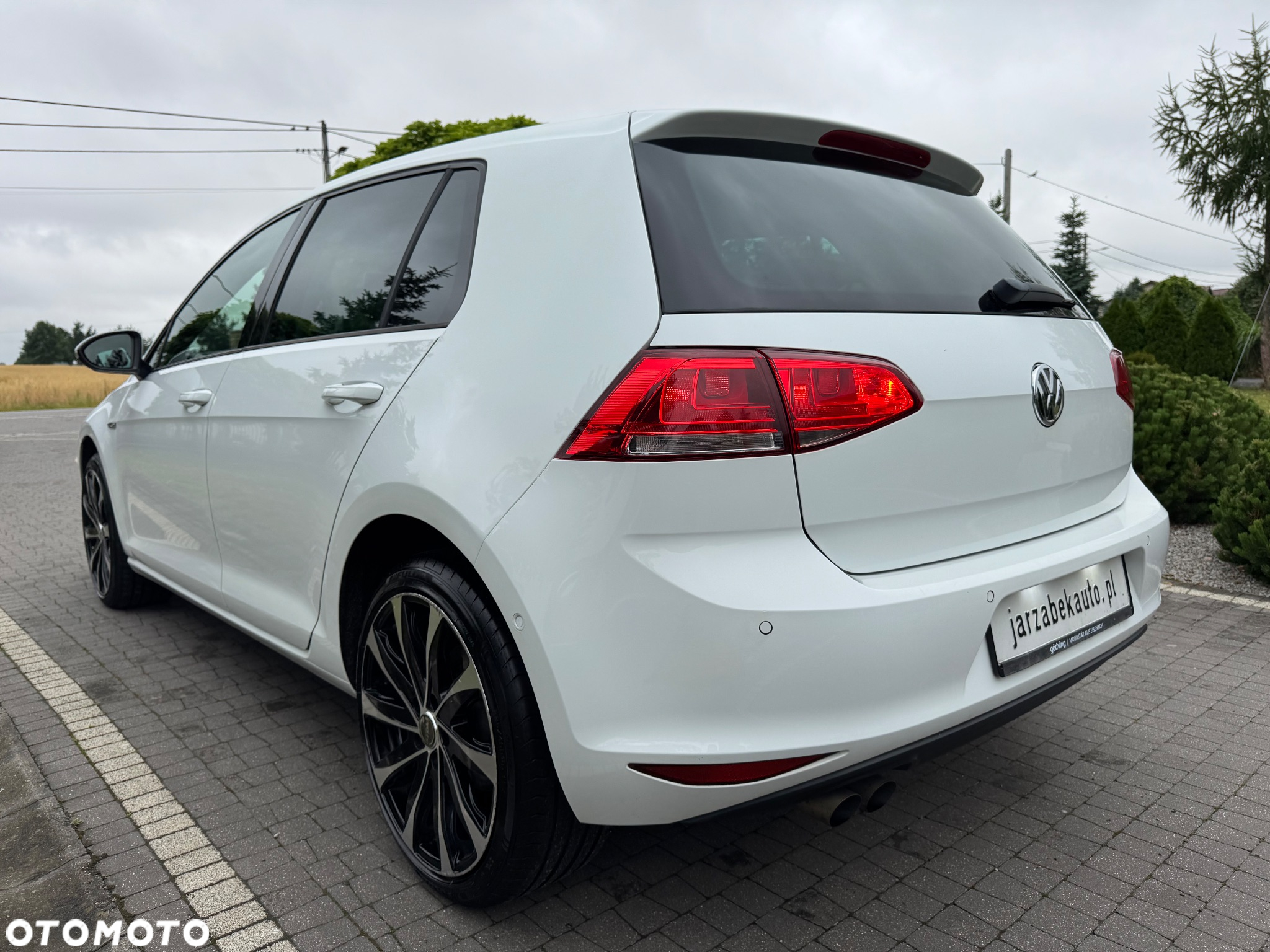 Volkswagen Golf 2.0 BlueTDI Cup - 35