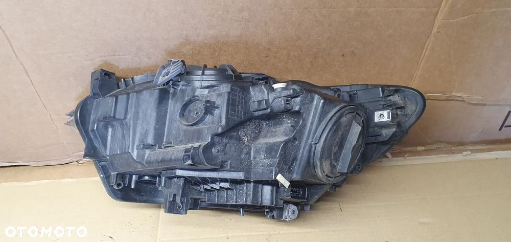 Lampa prawy przód przednia prawa BMW I F20 UK 7229685 - 7