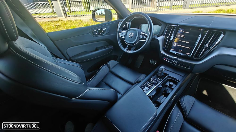 Volvo XC 60 2.0 T8 PHEV R-Design AWD - 20