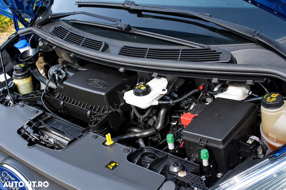 Ford Tourneo Custom - 20