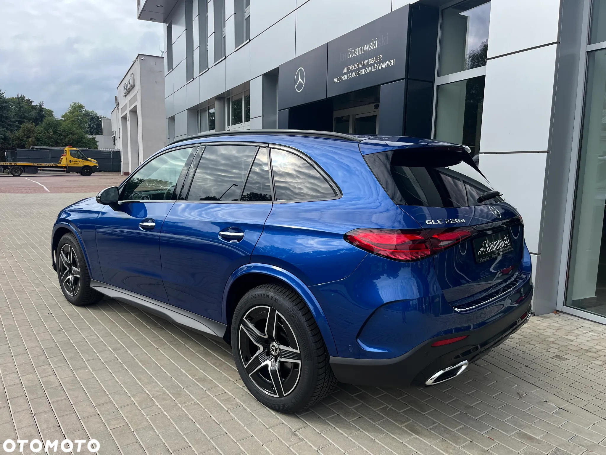 Mercedes-Benz GLC - 7