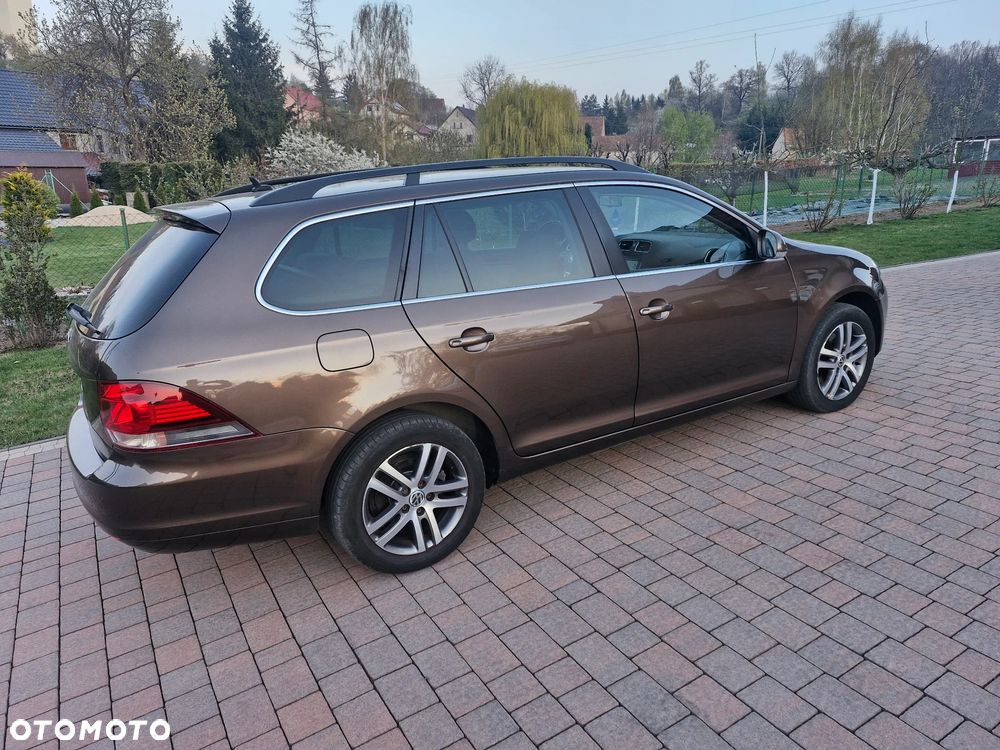 Volkswagen Golf 2.0 TDI DPF Comfortline - 5