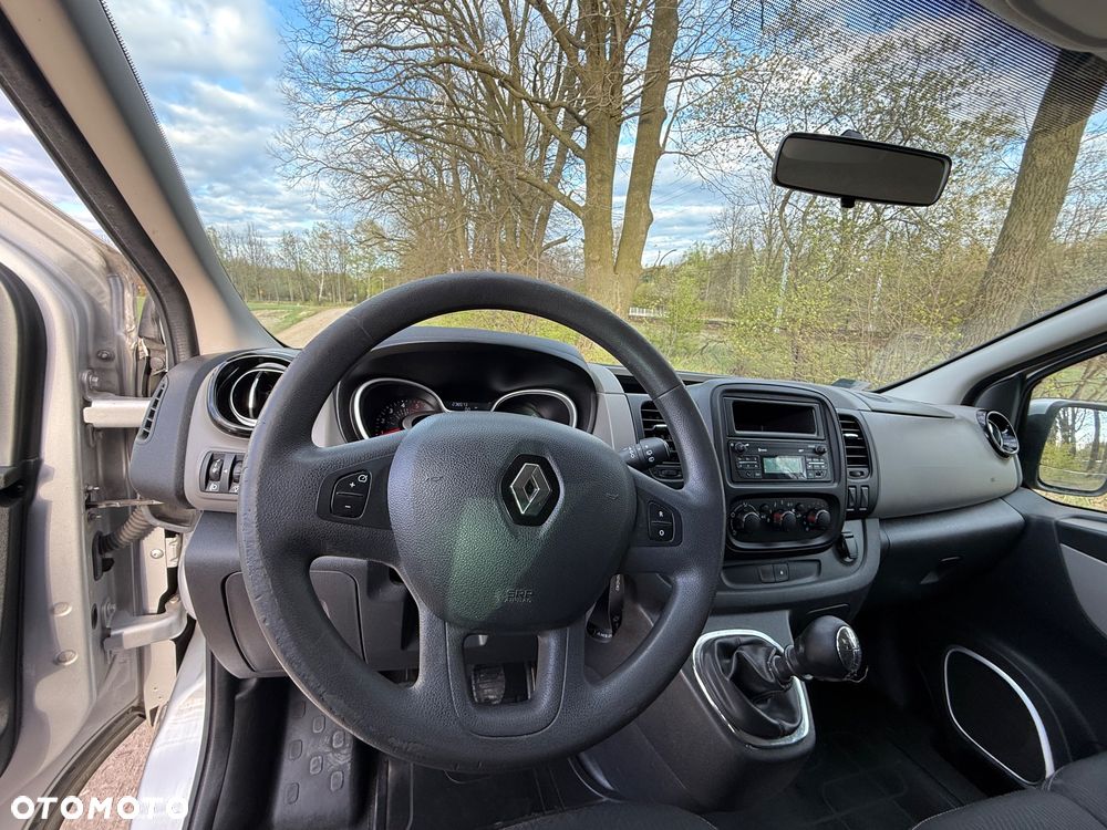 Renault Trafic - 19