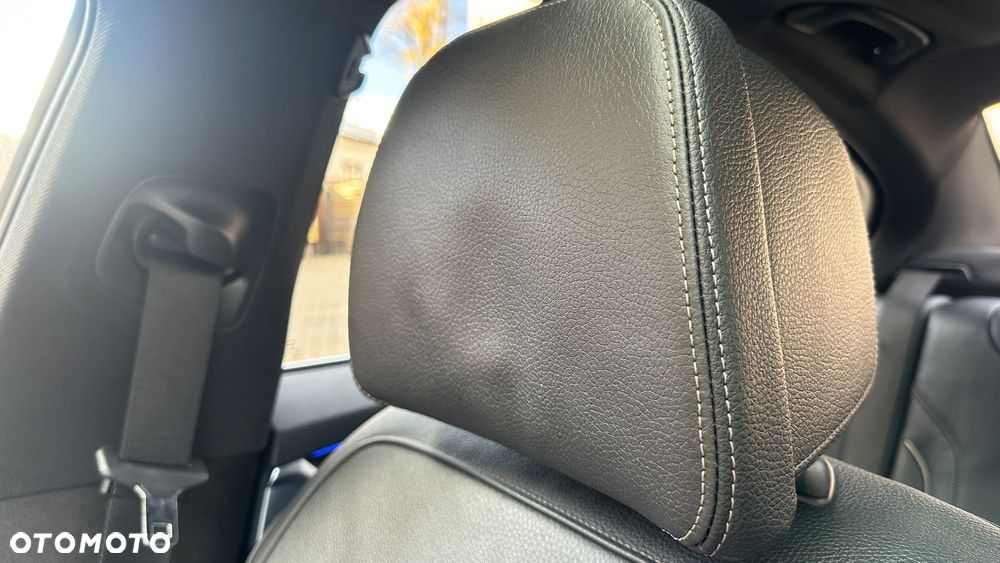 BMW Seria 5 530i xDrive Sport Line sport - 32