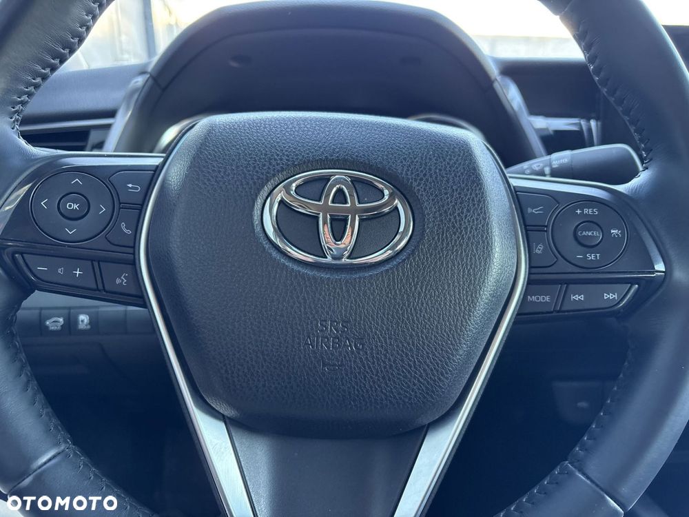 Toyota Camry 2.5 Hybrid Comfort CVT - 22