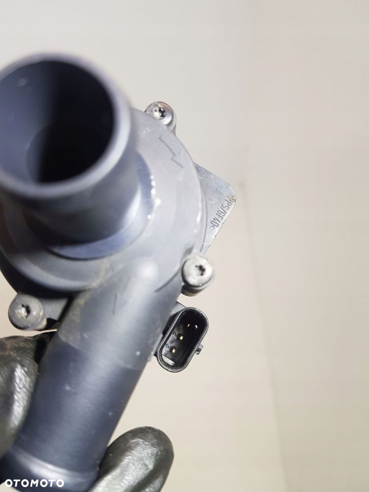 POMPA WODY 059121012A TOUAREG AUDI A8 Q7 4.2TDI - 7