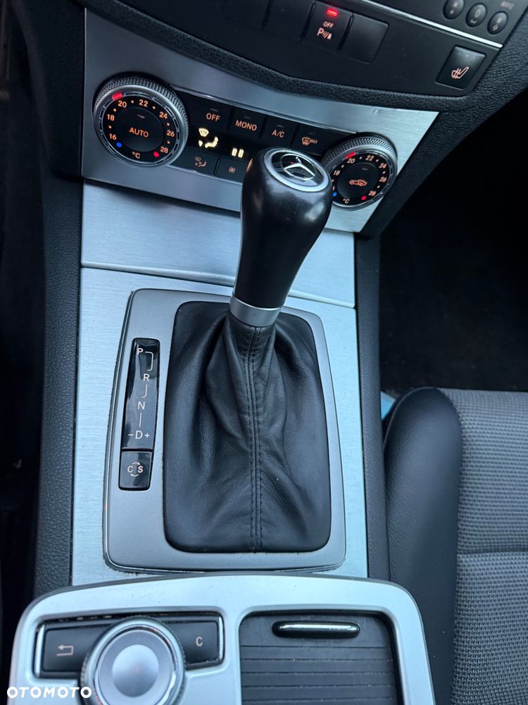 Mercedes-Benz Klasa C - 21