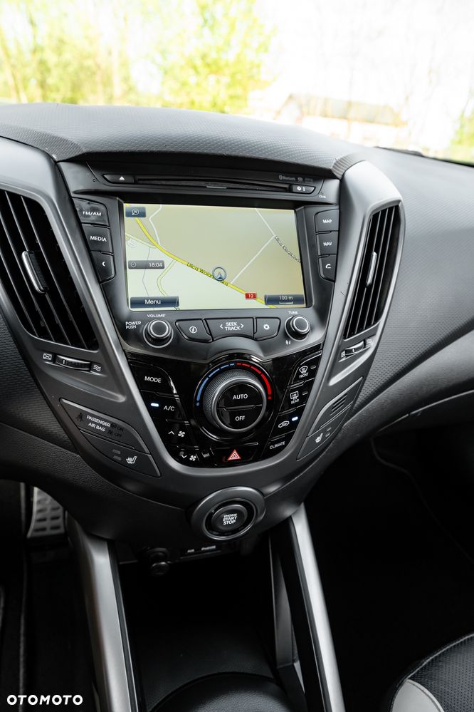 Hyundai Veloster 1.6 Turbo Premium - 33
