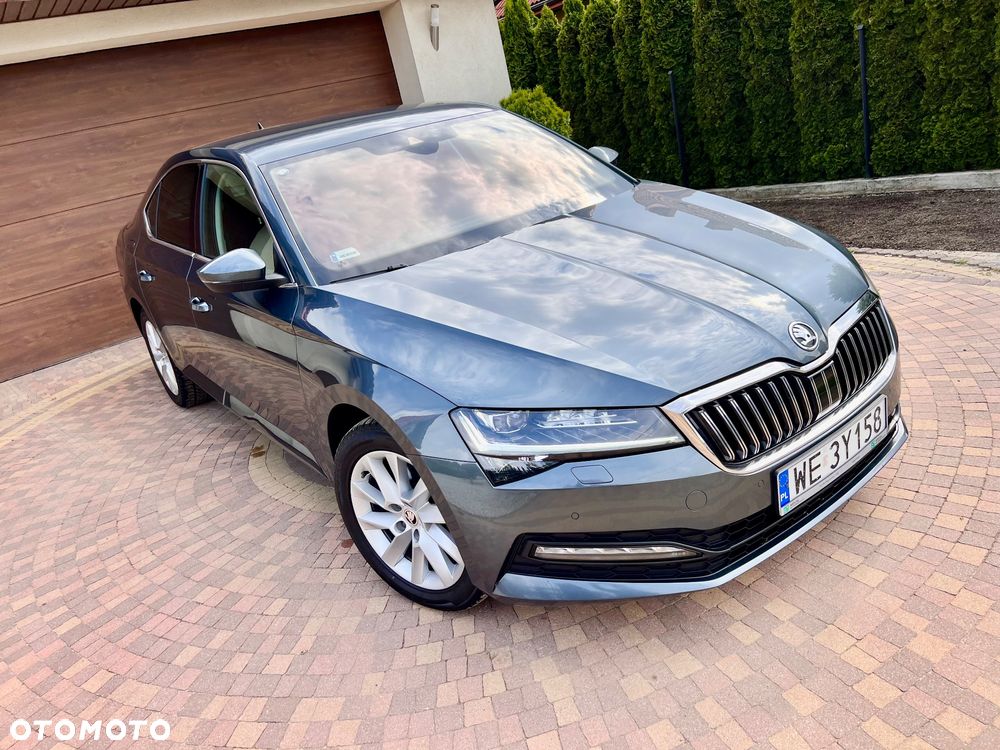 Skoda Superb ver-2-0-tdi-scr-ambition-dsg - 20