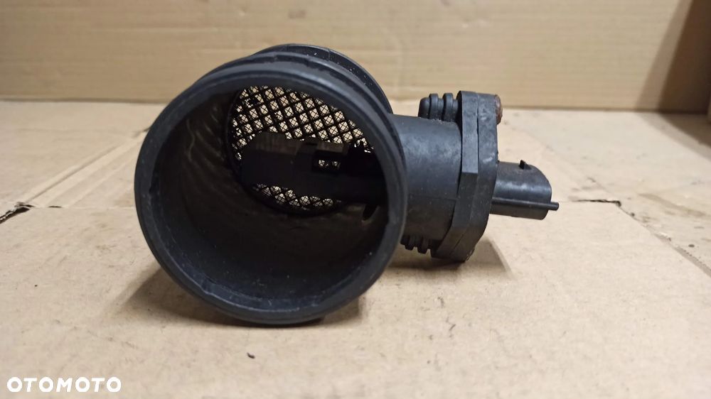 # PRZEPŁYWOMIERZ  OPEL ASTRA G 1.7 CDTI nr 0281002180 - 2