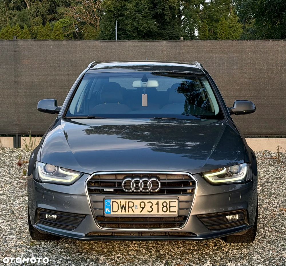 Audi A4 Avant 2.0 TDI S tronic quattro - 2