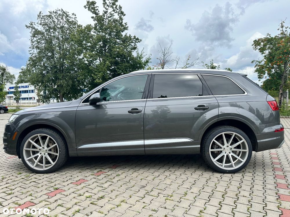 Audi Q7 - 6