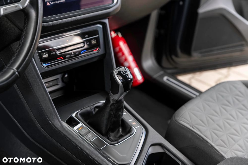 Volkswagen Tiguan 2.0 TDI SCR ACTIVE - 32