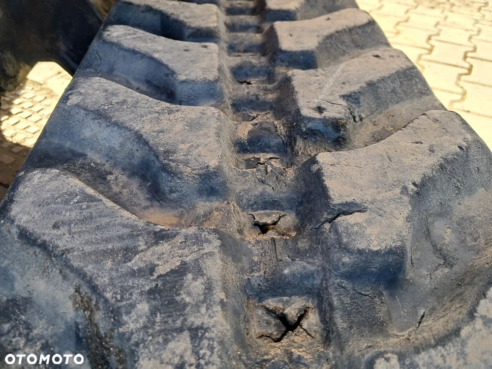 Kubota U27-4 WAGA 2700 kg 2.7t 1300 mth minikoparka * 2022 rok * 2 łyżki * lusterka * pełne oświetlenie jeden właściciel * zero obrys długie ramie szybkozłącze MS03 * hydrauliczna skarpówka * gąsienice 80% bez DPF Red Key * dodatkowe linie hydrauliczne jcb yanmar Cat takeuchi - 22