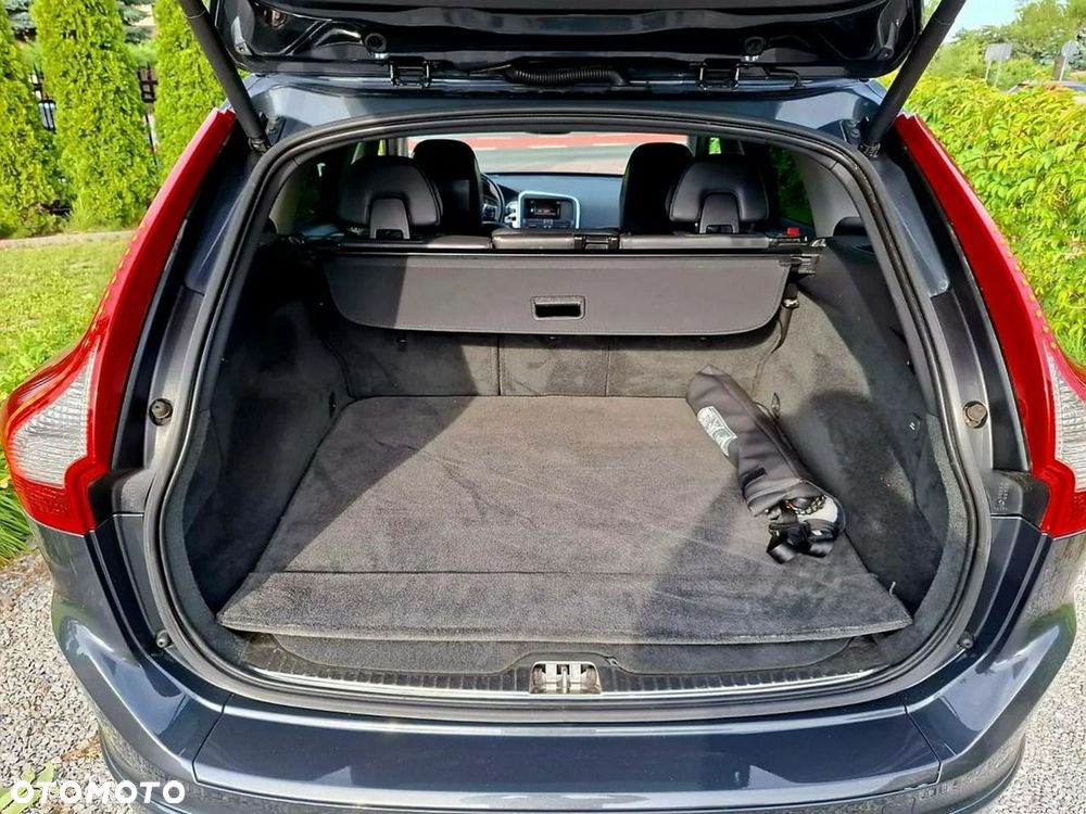 Volvo XC 60 - 25