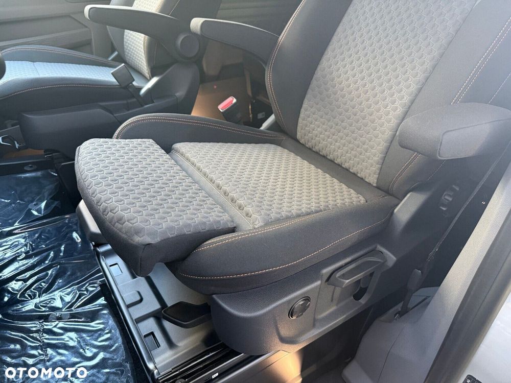 Volkswagen Caravelle 2.0 TDI L1 4Motion PanAmericana - 21