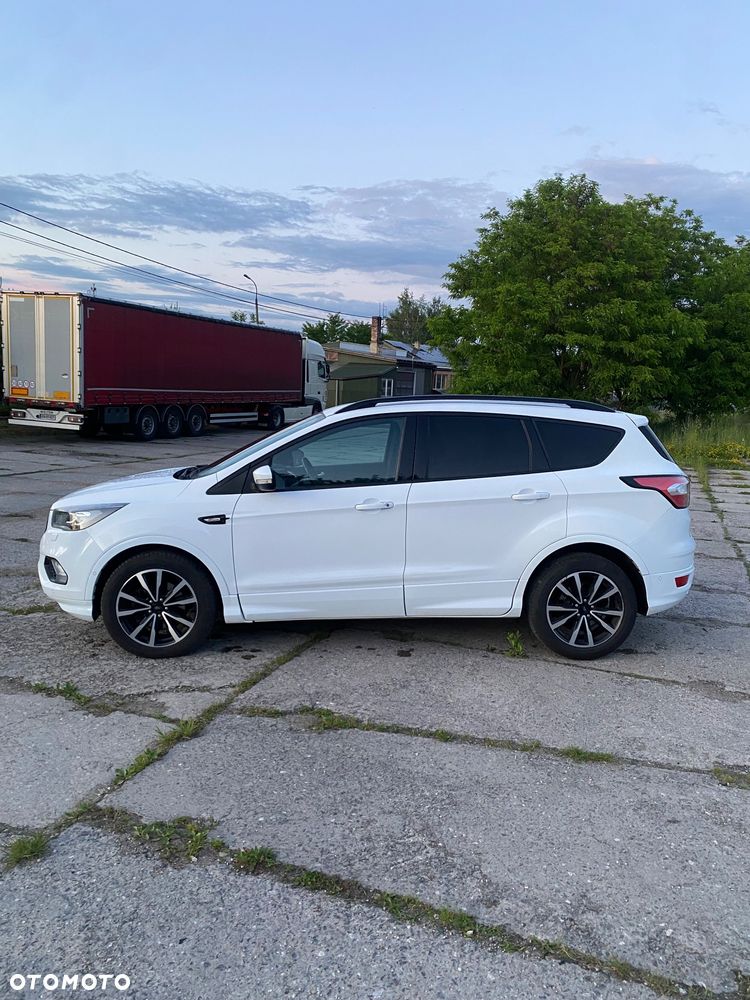 Ford Kuga 2.0 TDCi FWD ST-Line - 11