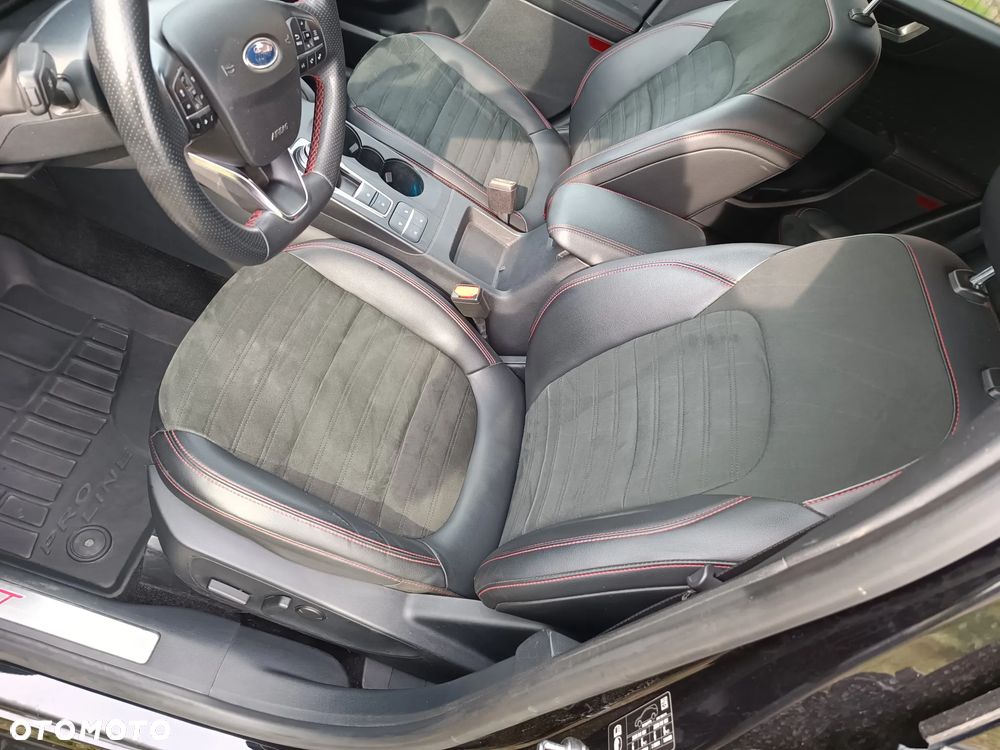 Ford Kuga 2.0 EcoBlue 4x4 ST-LINE - 15