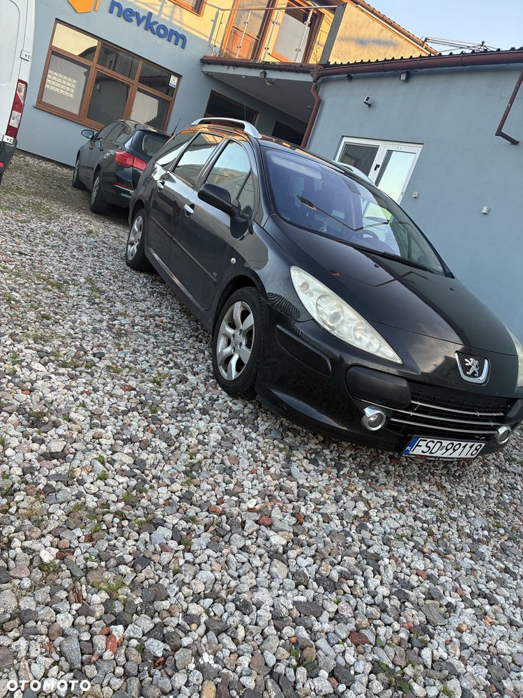 Peugeot 307 - 1