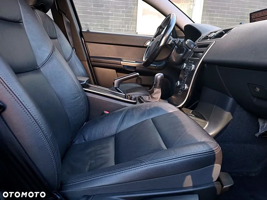 Volvo V50 D2 R-Design - 20