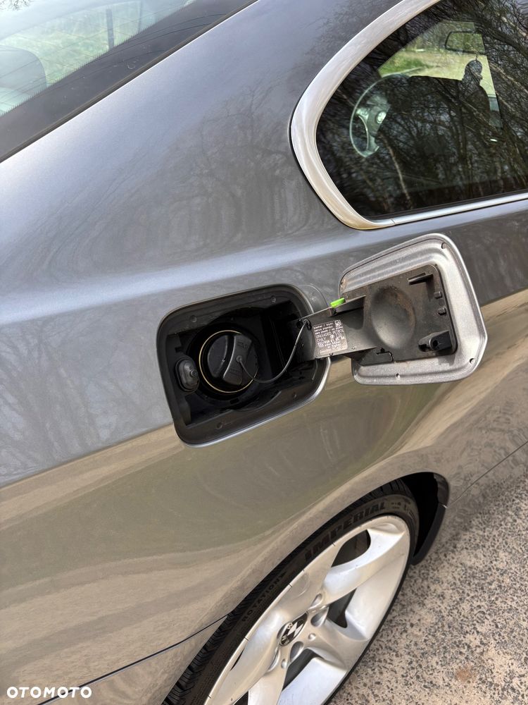 BMW Seria 3 325i - 12