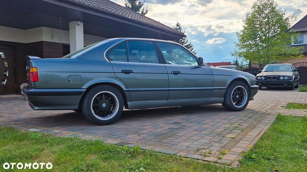 BMW Seria 5 - 12