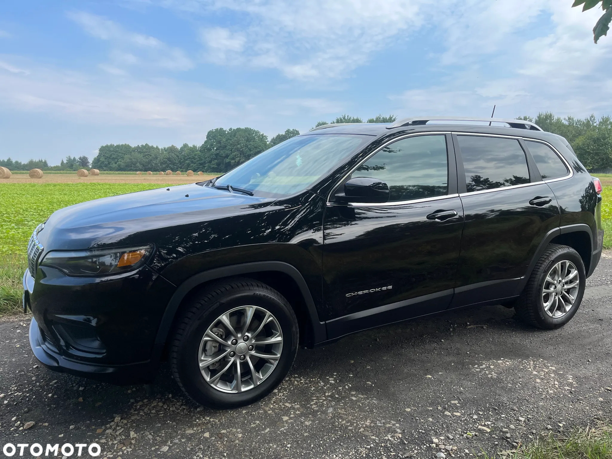 Jeep Cherokee - 8